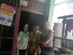 Polsek Tanjung Duren bersama Polres Metro Jakarta Barat Menemukan Seorang Lansia Tersesat 