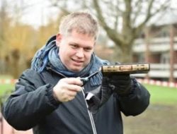 Ulah Rasmus Paludan Terus Berlanjut, Kini Bakar Alquran di Depan Masjid Denmark