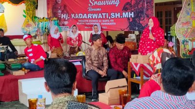 Anggota DPRD Jateng Hj Kadarwati Apresiasi Wayang Srawung sebagai Media Komunikasi Antar Warga