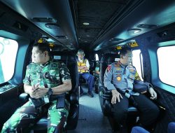 Kapolri dan Panglima TNI Naik Heli Tinjau Arus Mudik di Tol Jakarta-Merak Hingga Pelabuhan Bakauheni
