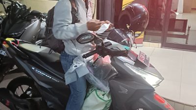 Pemudik Warga Kebon Jeruk Jakarta Barat Akui Puas atas Pelayanan Penitipan Kendaraan Motor Difasilitasi Polsek Metro Taman Sari