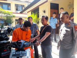 Berpura ODGJ Pemuda Banyuwangi Nekat Larikan Motor Parkir Dihalaman Rumah Korban. Dibekuk Warga dan Polisi