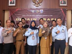 Mewakili Kapolsek Palmerah, Kanit Binmas Hadiri Pelatihan Mobile Training Unit