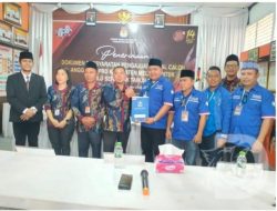 Diiringi Ratusan kendaraan Roda 2 dan Roda 4, DPD PAN Melawi serahkan Berkas Bacaleg ke KPUD Kabupaten Melawi
