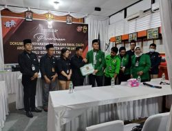 H Bujang Syahpri Daftar Sebagai Caleg ke KPUD Melawi Targetkan Perolehan 4 Kursi dari 30 Kursi DPRD Melawi