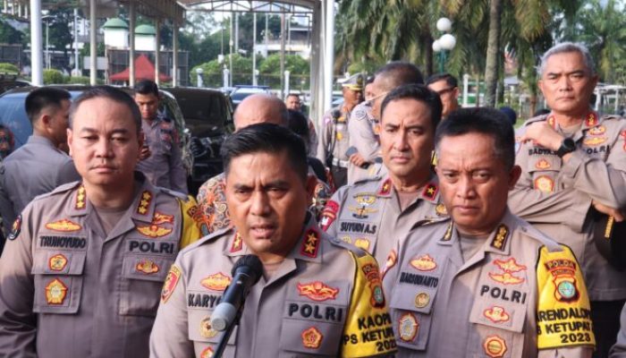 Kapolda Memilih Mengedepankan Imbauan Dibanding Tindakan Represif Atasi Demo Buruh Hingga Malam Hari