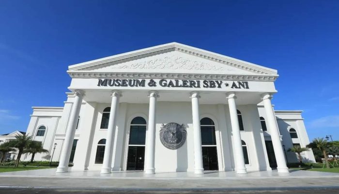 Tiba di Pacitan, AHY Akan Hadiri Peresmian Museum dan Galeri Seni SBY-Ani