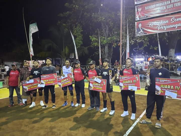 Turnament Berakhir, The Winner Juara Bertahan Rebut Kembali Hadiah Volly Cup IX 2023 LPD Desa Adat Kalibukbuk