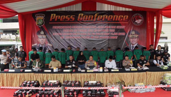 Polres Jakbar Ungkap  Jaringan Narkotika Malaysia – Aceh – Riau – Jambi – Pulau Jawa, Sita Narkoba Senilai 412 M