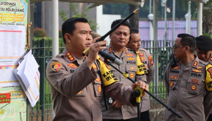 Polri Kawal dan Amankan APDESI Sampaikan Pendapat Jilid II di Gedung DPR 