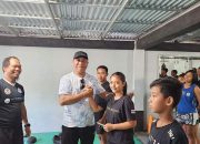 Bawa Nama Baik Buleleng, Ketum Nyoman Arya Astawa Beri Support Para Atlet Muaythai