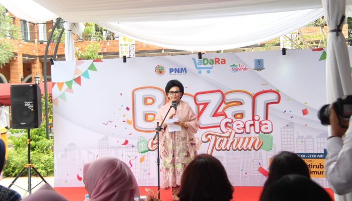 Bazar Ceria Akhir Tahun’ Ladara, Resmi Dibuka CEO PT Ladara Sejahtera Jaya, Nanny Hadi Tjahjanto