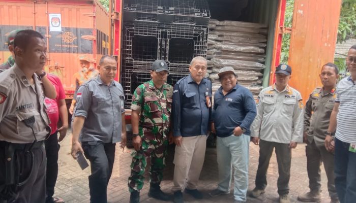 Logistik Pemilu 2024, PPK Kecamatan Kebayoran Lama Terima 3.604 Boks Bilik Suara dan Kotak Suara