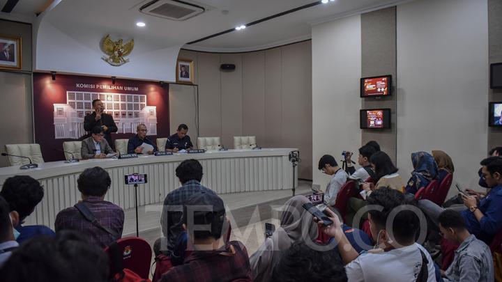 KPU Minta Moderator Tertibkan Kandidat yang tersebut Bicara pada pada Luar Waktunya Saat Debat Cawapres