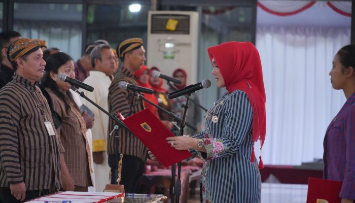 Awal Tahun 2024, Bupati Klaten Lantik 117 Pejabat