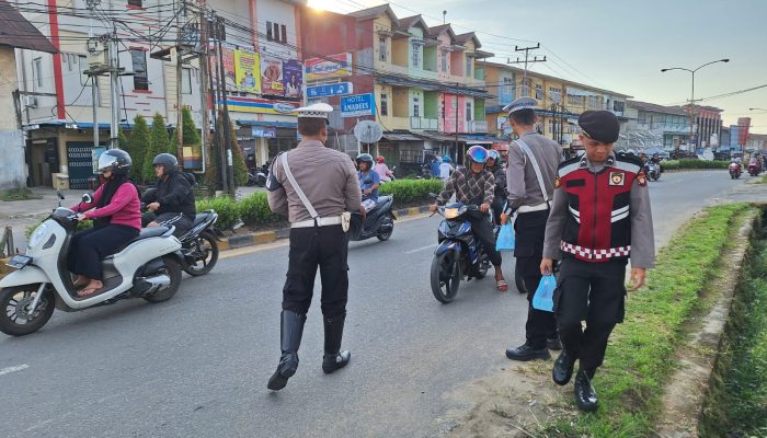 Kegiatan Penling Upaya Satlantas Polres Melawi Meningkatkan Kesadaran Hukum Lalu Lintas di Masyarakat