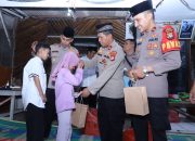 Kapolsek Mampang Bukber Bareng Warga Slum Area Sekaligus Santuni Anak Yatim