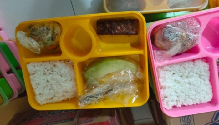 Menu Gizi Lansia di Klaten Disorot, Isinya Nasi Putih dan Ikan Asin