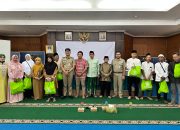 Tokoh Pemuda Jakarta Barat Abdul Aziz SH MH Hadiri Santunan Yatim, Dhuafa, dan Para Janda Diadakan Kelurahan Kembangan Selatan Jakarta Barat