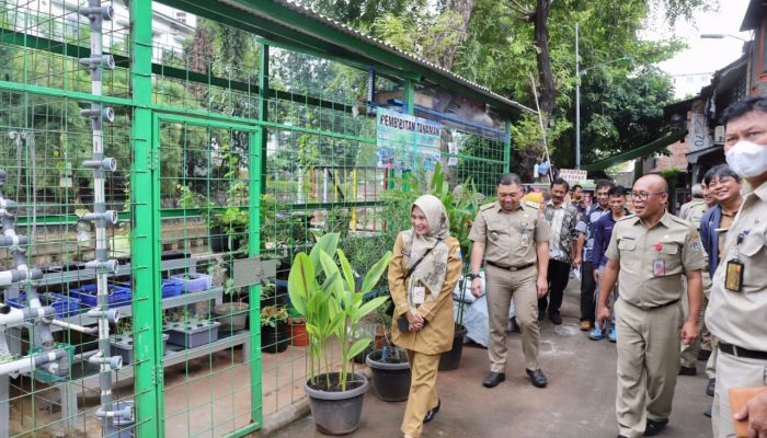 Asekbang Tinjau Proklim di RW 01 Kelurahan Gambir