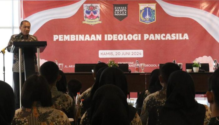 Puluhan Anggota Paskibraka Jakarta Barat Ikuti Pembinaan Ideologi Pancasila