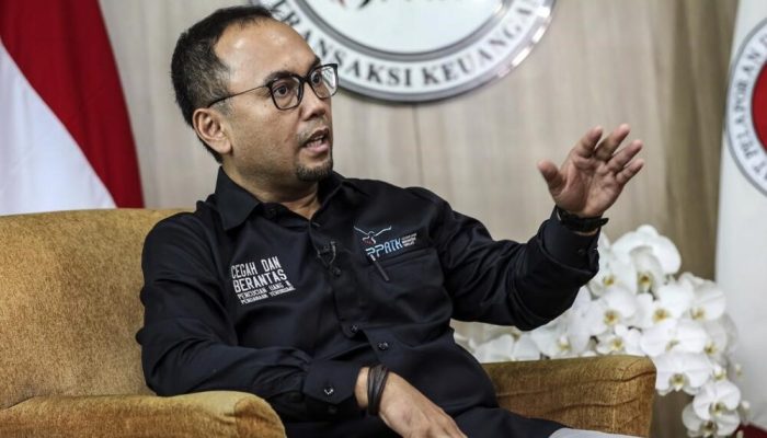 Anggota Dewan Doyan Juga Judi Online ? PPATK Ungkap Ada Lebih Seribu Anggota DPR dan DPRD Main Judi Online