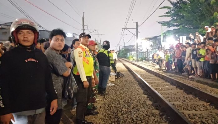 Palang Kereta Kedoya Utara Makan Korban Pelajar SMA yang Sedang Terlibat Tawuran