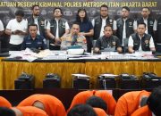Polres Metro Jakarta Barat Bongkar 23 Kasus Judi Online Omset  Sebulan 200 Miliar Rupiah