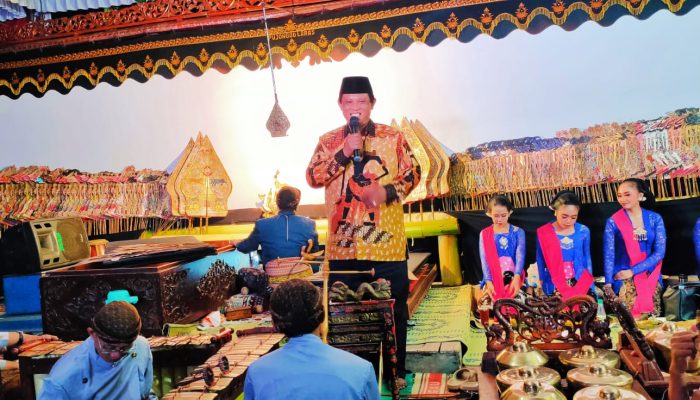 Dihadiri Wabup Klaten, Pagelaran Wayang Kulit di Desa Wonosari Libatkan Ratusan UMKM