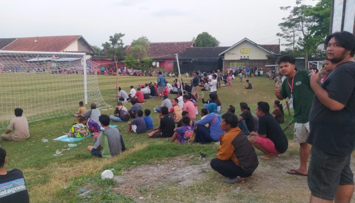 Turnamen Sepak Bola Abimanyu Cup II di Desa Keden Masuki Babak 8 Besar