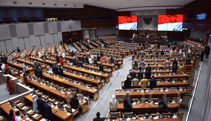 DPR Akhirnya Gagal Mengesahkan RUU Pilkada, Potensi Ikuti MK