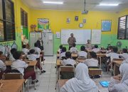 Cegah Bullyng dan Perundungan Anak, Kanit Binmas Polsek Kembangan Adakan Police Goes Tp School