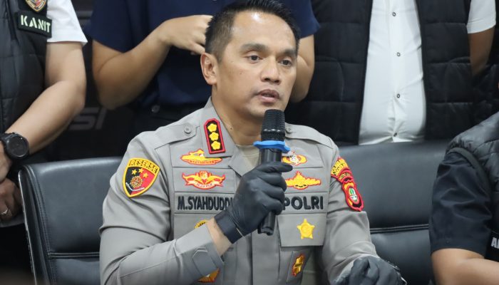 Tim Gabungan Buru Pelaku Penyiraman Air Keras Sepasang Muda mudi di Cengkareng