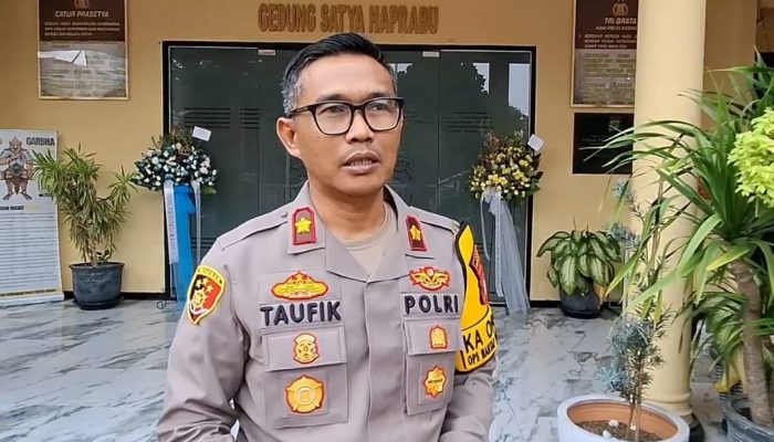 Hendak Bubarkan Aksi Tawuran Di Wilayah Joglo Kembangan, Tim Patroli Perintis Polda Metro Jaya Disiram Air Keras