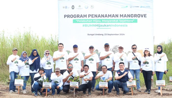 Perkuat Ekosistem Pesisir, SPMT Grup Tanam 30 Ribu Bibit Mangrove Di Kalteng