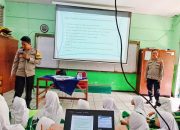 Bhabinkamtibmas Duri Kosambi bersama Kapolsubsektor Rawa Buaya Sosialisasikan Bahaya Bullying di SDN 10 Pagi