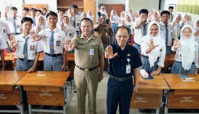 Askesra Jakbar Tekankan 9 Nilai Integritas Pada Pembelajaran Antikorupsi di SMA 96 Jakarta