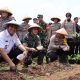 Lounching Gugus Tugas Ketahanan Pangan Serentak, Polres Metro Jakbar bersama Forkopimko Tanam Bibit Ketahanan Pangan 