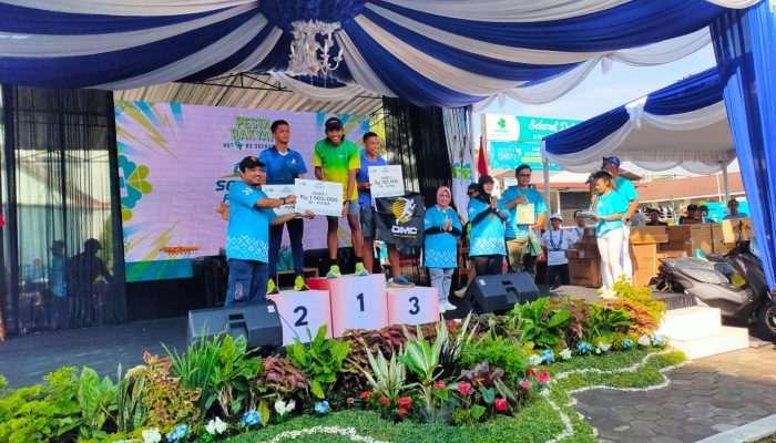 Ribuan Orang Ikuti Senam Sehat dan Fun Run di Puncak HUT ke-97 RSST Klaten