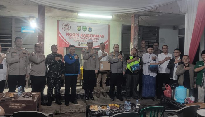 Serap Aspirsi Warga, Polres Jakarta Selatan Gelar Ngopi Kamtibmas di RW 07 Gandaria Utara