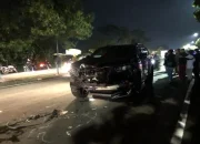 Kecelakaan Maut di Sukabumi: Mobil Berstiker Wapres Tabrak Sepeda Motor, Dua Pelajar Tewas