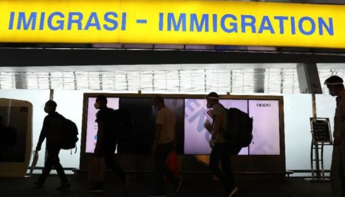Pejabat Imigrasi Bandara Soekarno-Hatta Dicopot Terkait Dugaan Pungutan Liar Terhadap Warga Negara Cina
