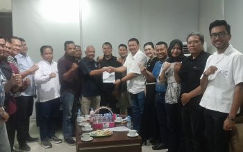 HMU Kurniadi Resmi Kukuhkan LKBPH PWI Banten