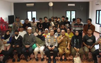 Polisi Berikan Pembinaan Rohani kepada 12 Remaja yang Terlibat Tawuran di Tambora