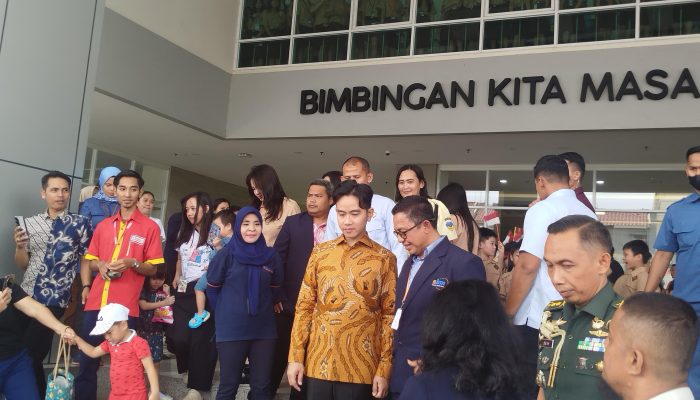 Tinjau Pemanfaatan Al, Wapres Gibran Kunjungi Sekolah di Kalideres