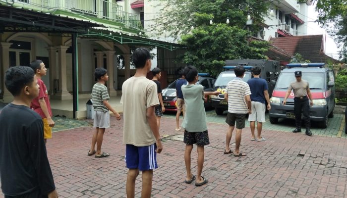 Pesantren Kilat Jadi Sarana Polsek Tambora Bina Remaja Eks Tawuran
