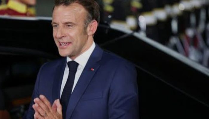 Dibalik Kekayaan Emmanuel Macron: Sorotan Publik Usai Gestur Brigitte Macron Viral