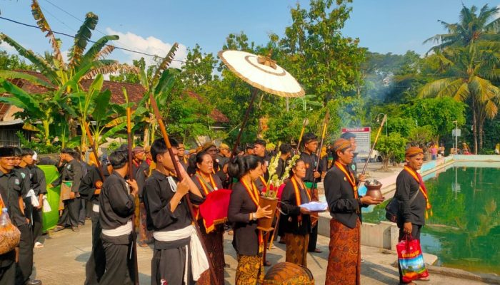 Haul Agung Simbah Kyai Abdul Qohar: Napak Tilas Jejak Spiritual Sang Ulama di Dukuh Ngruweng