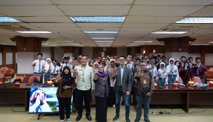 Kominfotik Jakarta Barat Bekali Pelajar Digital Skill untuk Raih Pekerjaan Impian di Era Digital