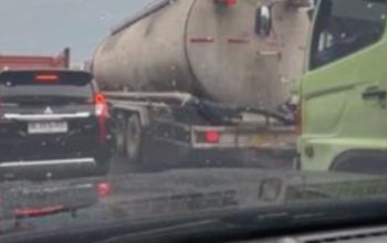 Macet Parah 20 Km di Tol Karang Tengah–Cikupa Akibat Banjir, Pengguna Pertanyakan Perlindungan Konsumen Tol